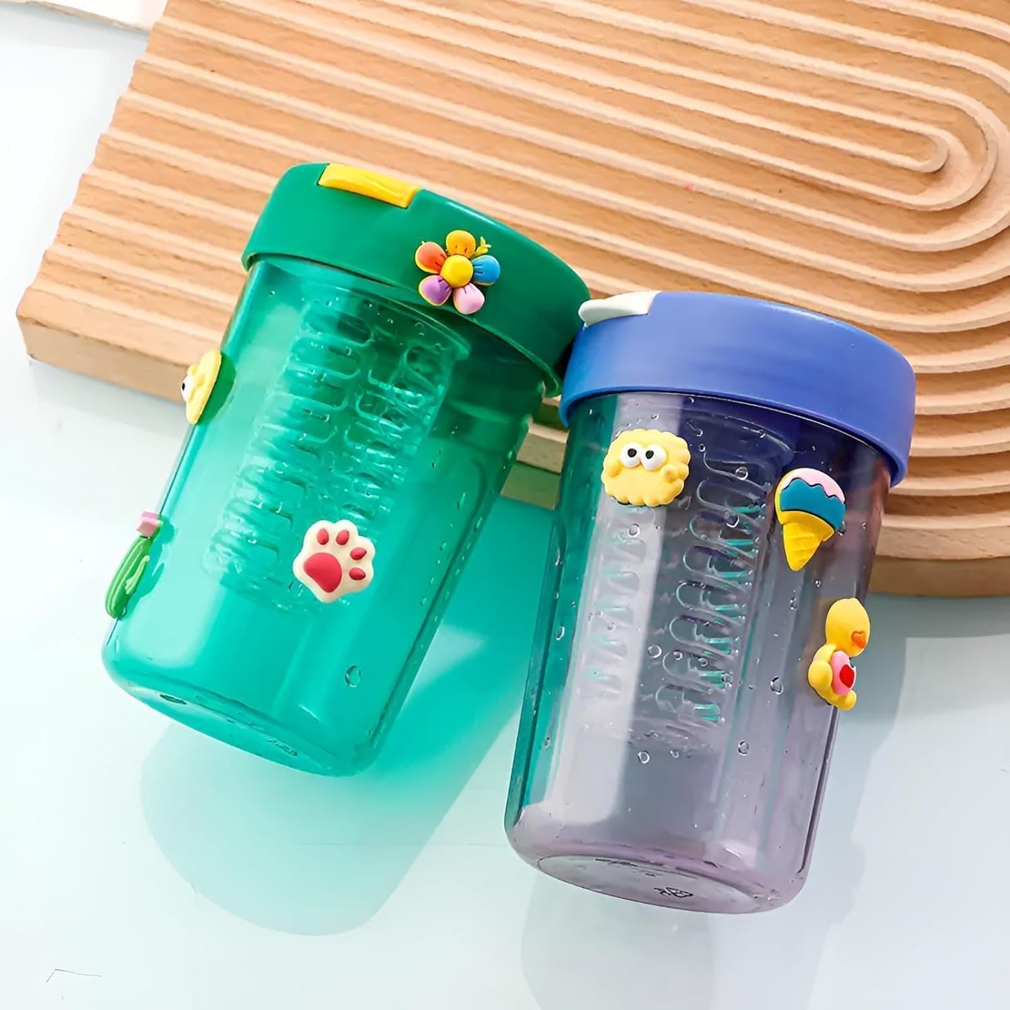 RAYCRAFT WORLD 400ml Cute Plastic Water Bottles Handle Water Bottles Cup Infuser Sipper Bottle Mug Leak proof BPA Free with Straw for Kids Girls (Multicolor Pack of 1Pc)