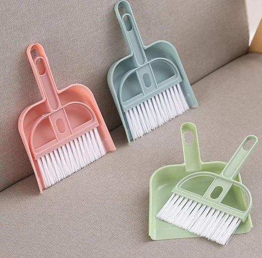 RAYCRAFT WORLD Mini Dustpan and Brush Set, Pastel Colors, Combo Pieces, Desktop Cleaning Kit for Offices and Home Use