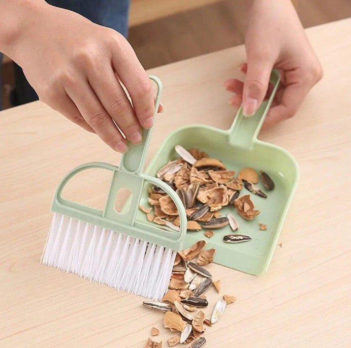 RAYCRAFT WORLD Mini Dustpan and Brush Set, Pastel Colors, Combo Pieces, Desktop Cleaning Kit for Offices and Home Use